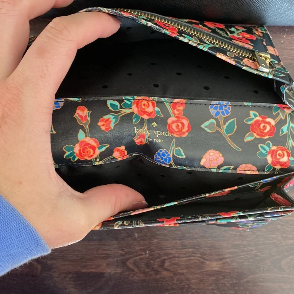 Kate spade purse and wallet bundle